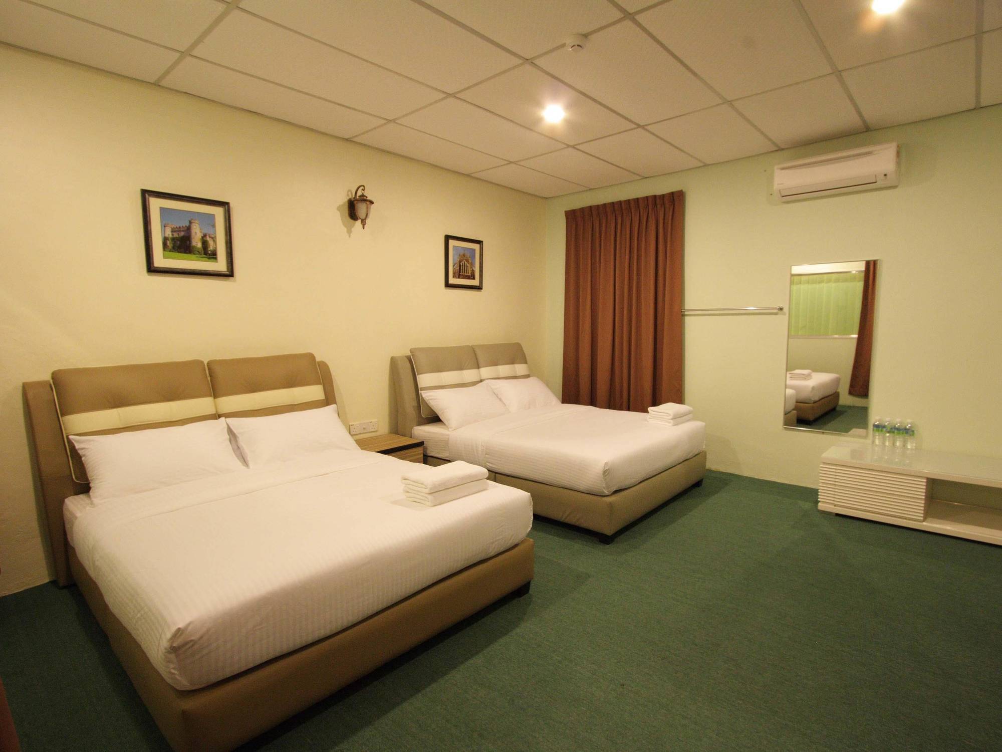 Shamrock Pensión ll Ipoh Exterior foto